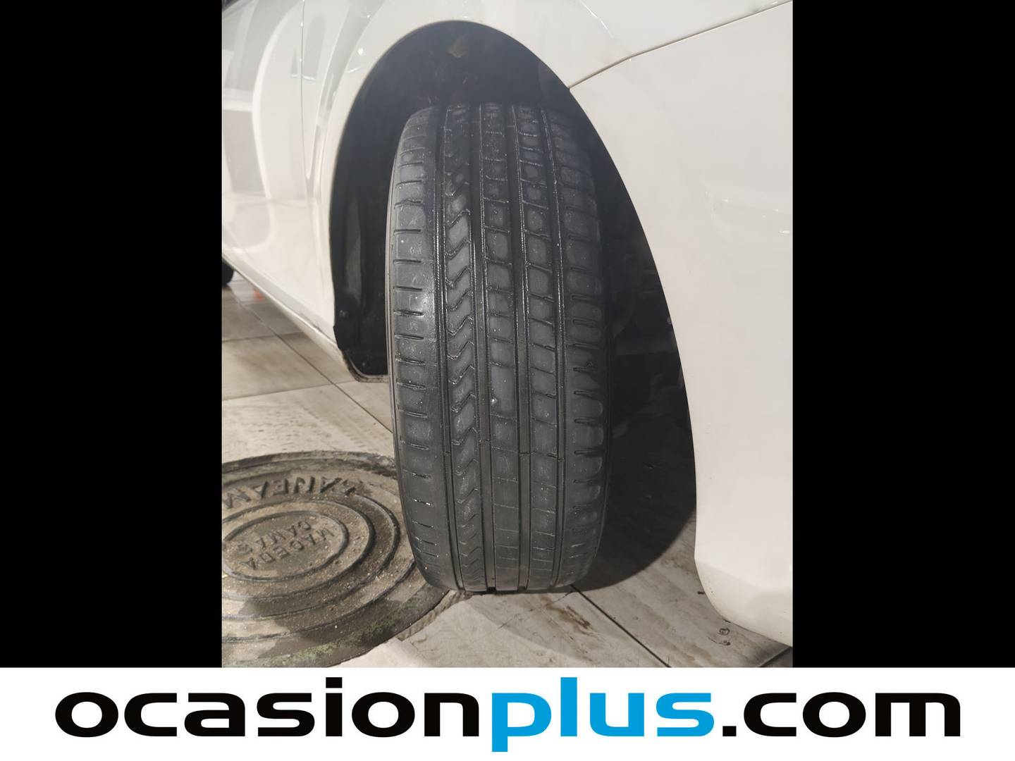 Foto Volvo V40 Volvo V40 2.0 D3 Momentum Auto (150 CV)