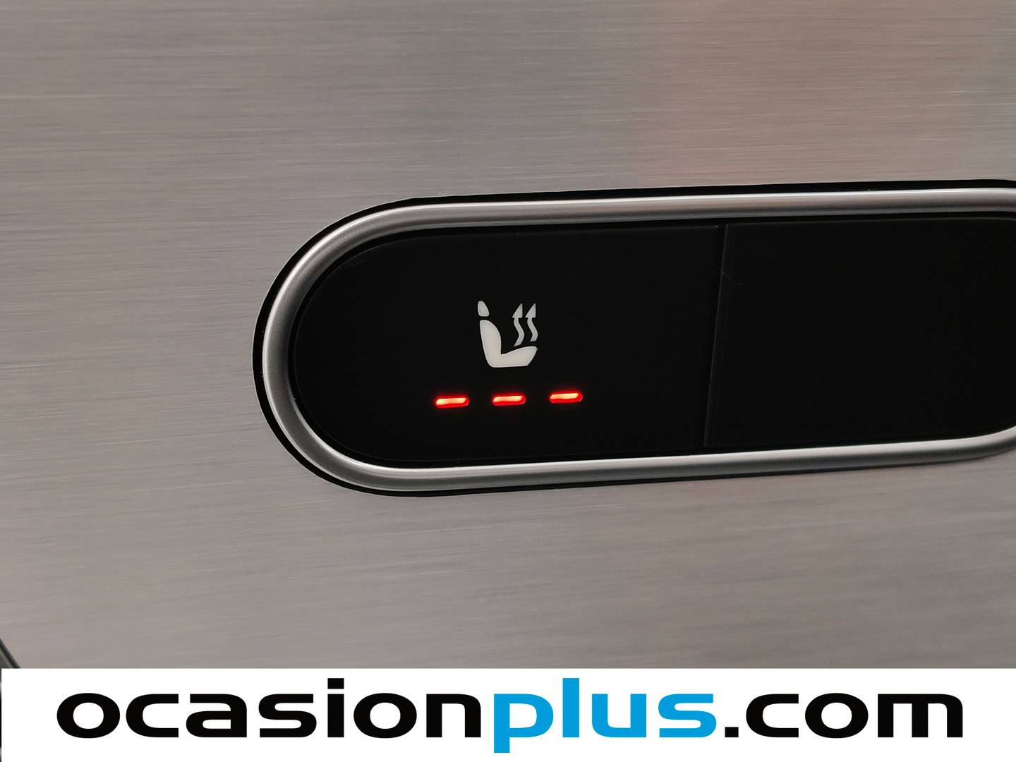 Equipamiento del Mercedes CLA Mercedes-Benz CLA Shooting Brake 200 (163 CV) Pack AMG