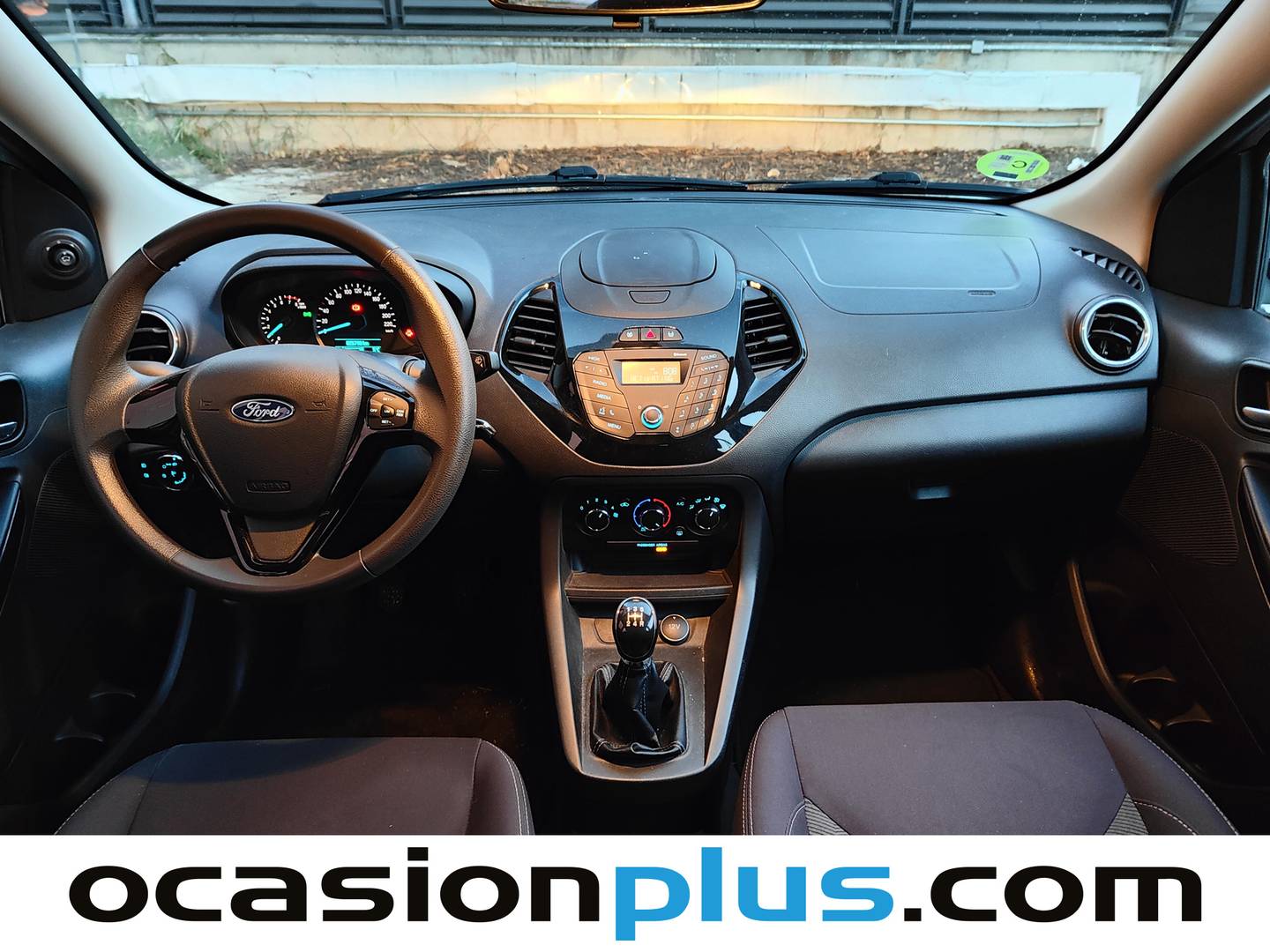 Foto Ford Ka+ Ford Ka+ 1.2 Ti-VCT Essential  (70 CV)