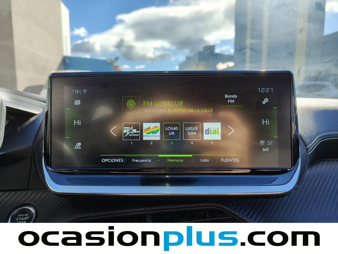 Foto Peugeot 2008 Peugeot 2008 PureTech 130 S&S GT (130 CV)