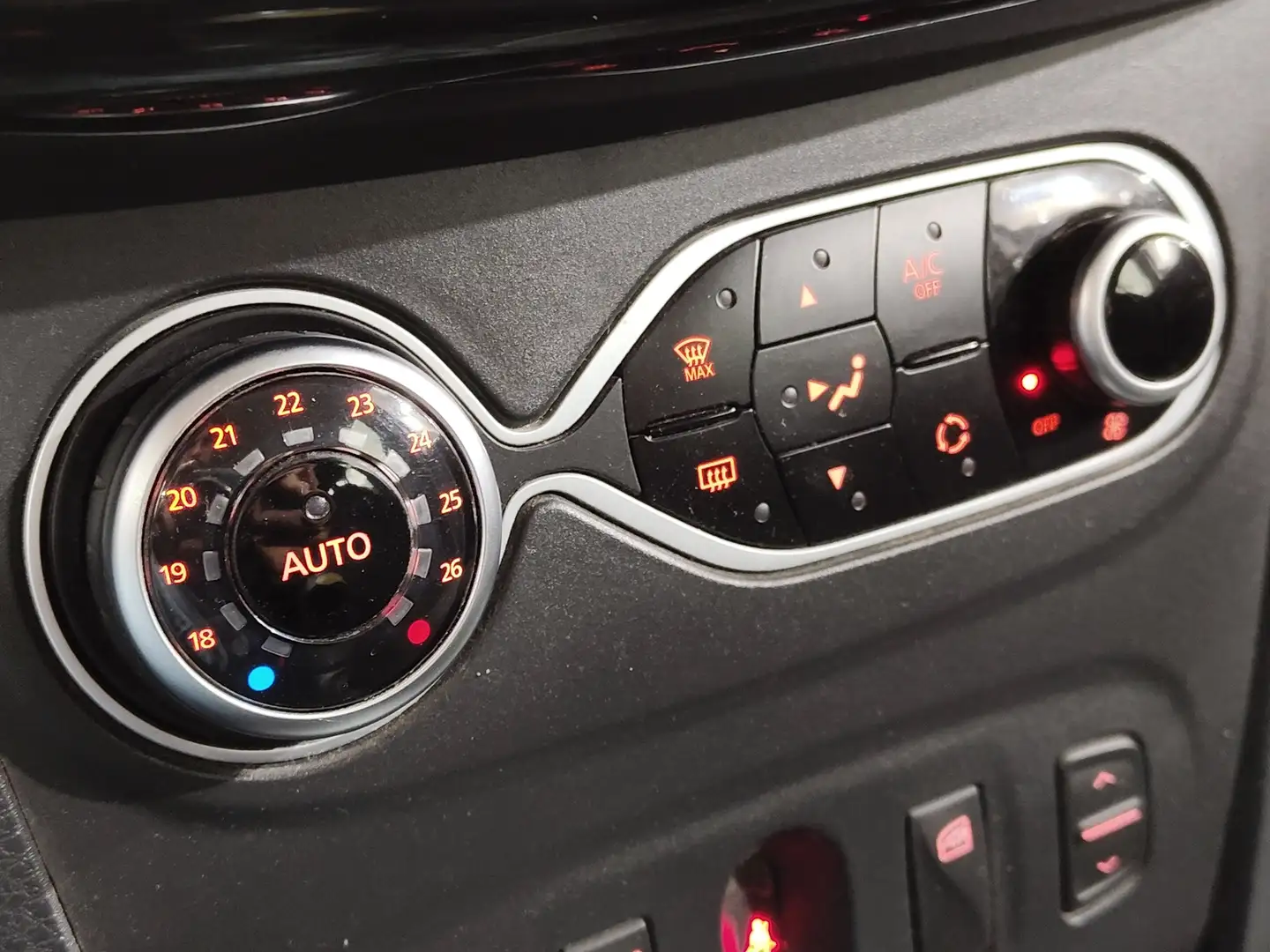 Foto Dacia Sandero Dacia Sandero Stepway Comfort Blue dCi (95 CV)