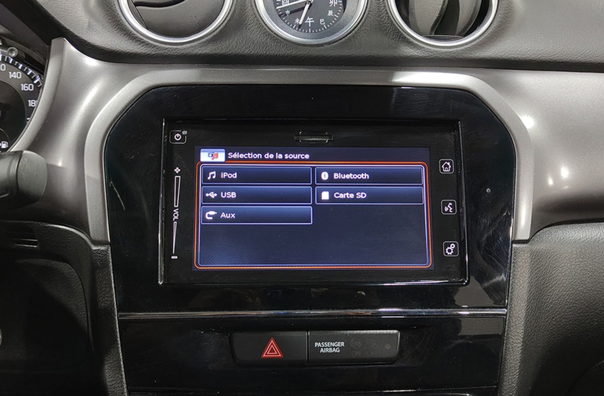 Suzuki Vitara 1.4 Turbo Mild Hybrid GLE - foto 28