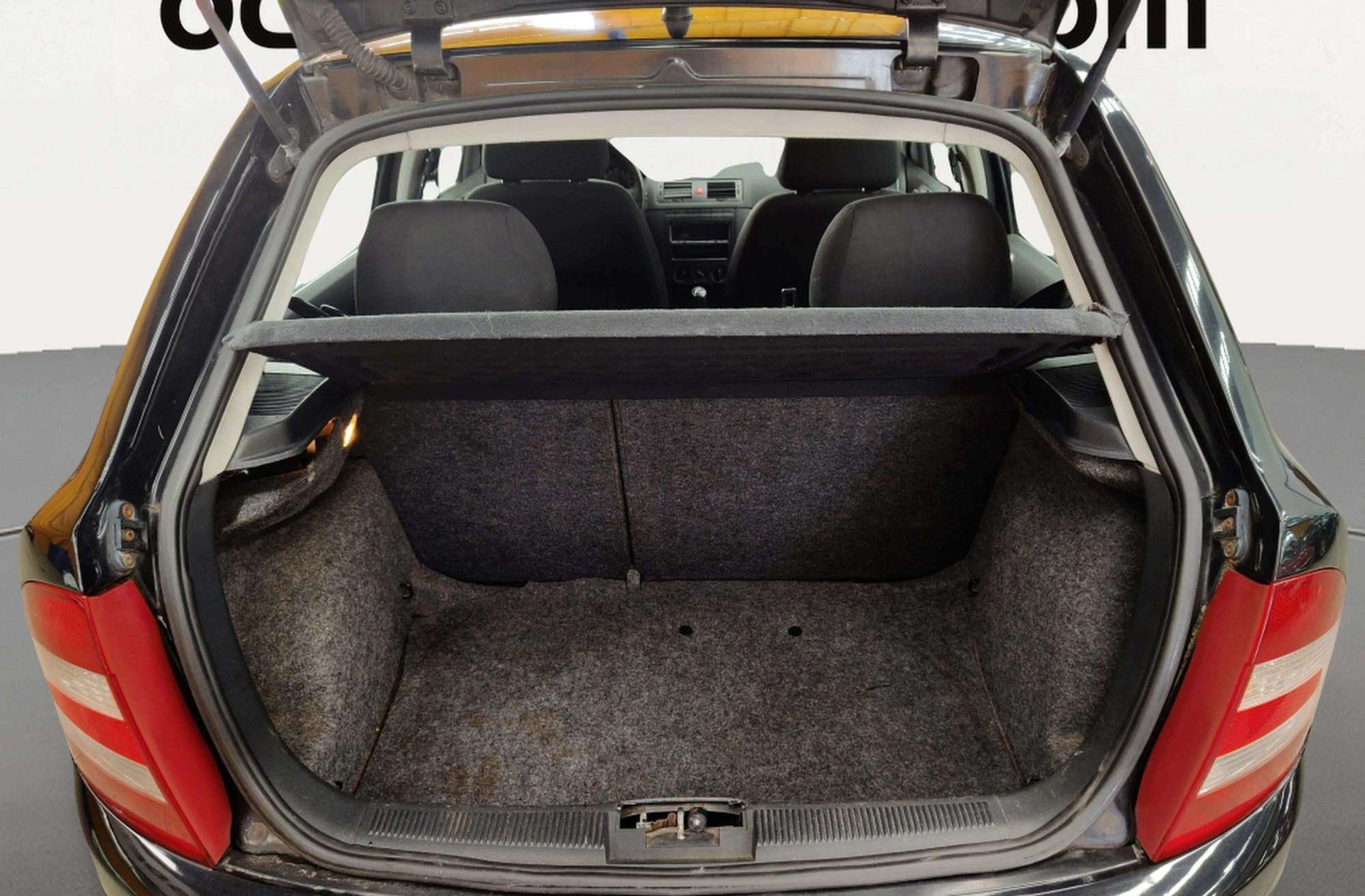 Škoda Fabia 1.2 Young - foto 12