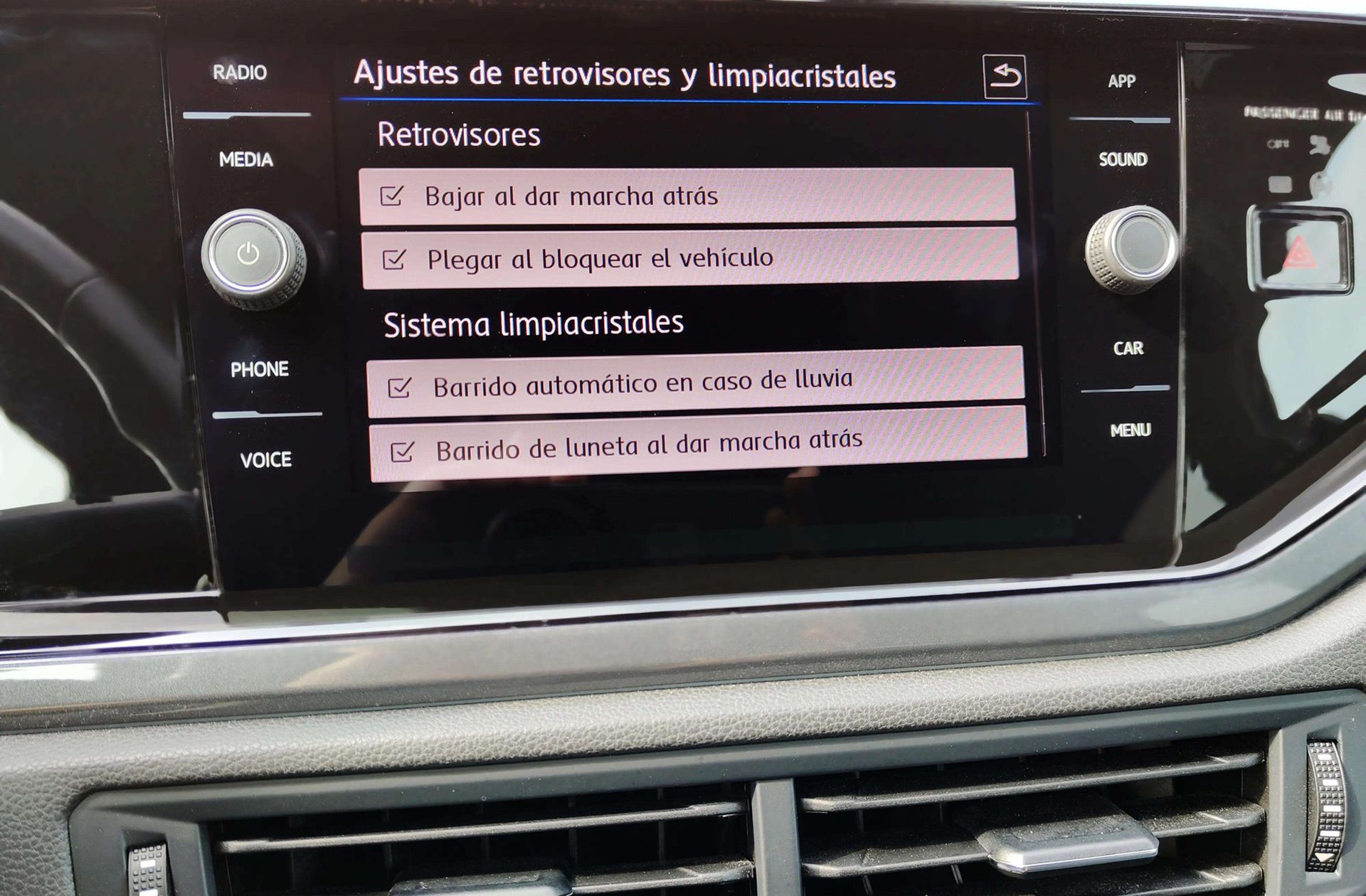 Volkswagen Polo Sport 1.0 TSI DSG - foto 32