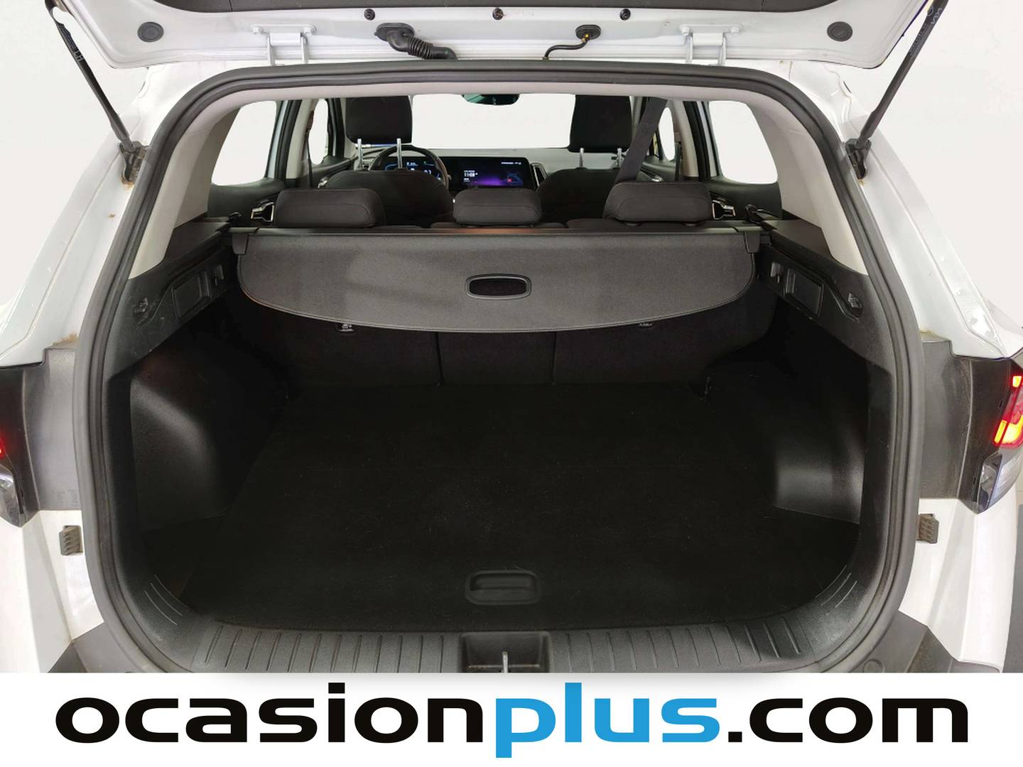 Fotos maletero KIA Sportage KIA Sportage 1.6 T-GDi MHEV Business 4x2 DCT (160 CV)