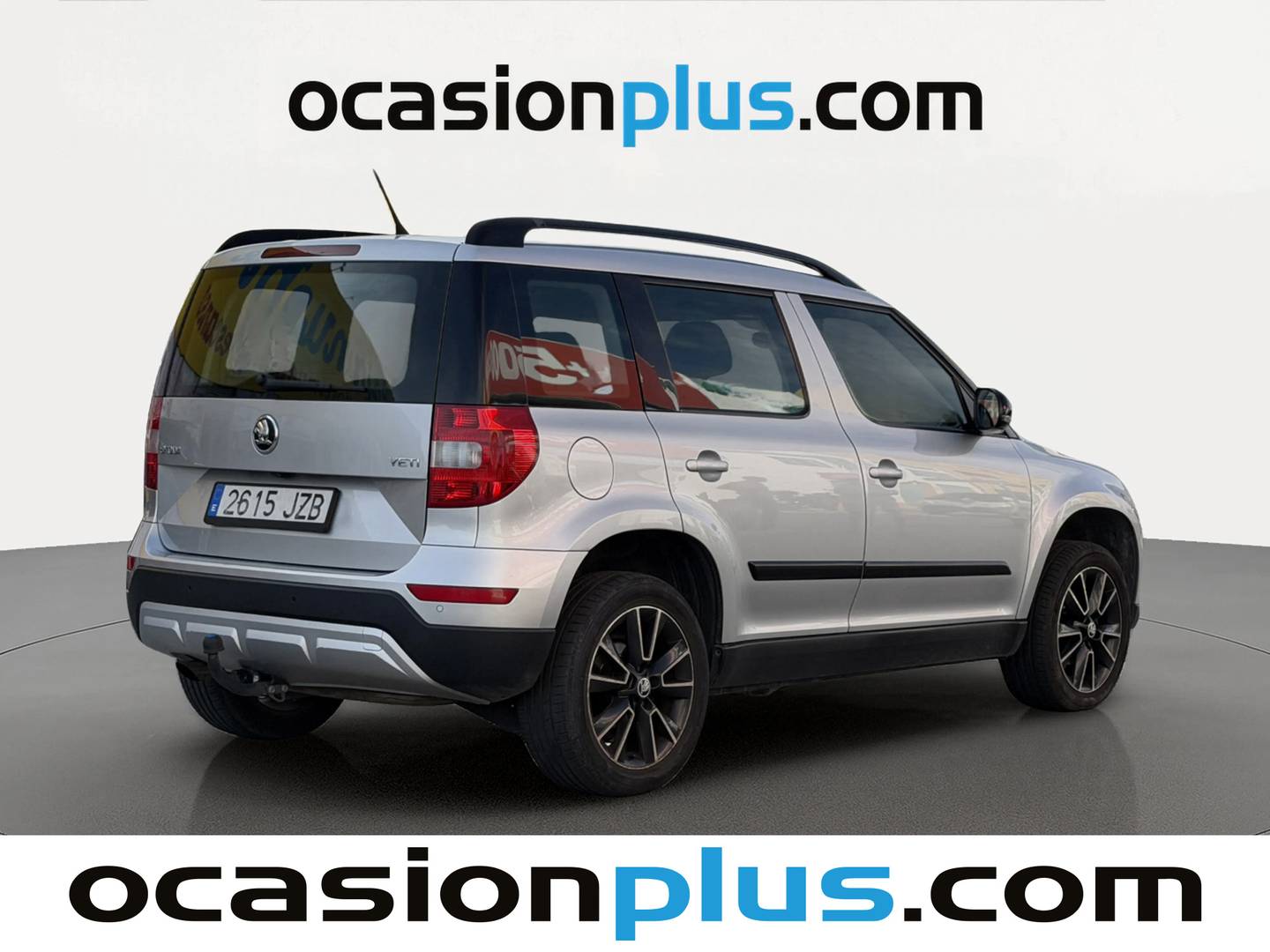 Foto trasera Skoda Yeti Skoda Yeti 1.2 TSI Outdoor Black (110 CV) derecha