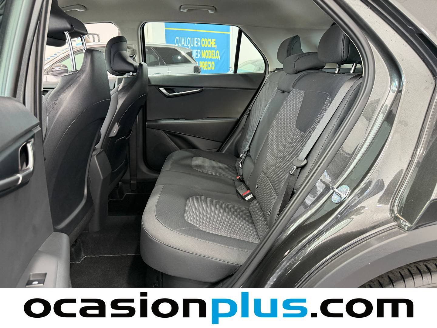 Foto asientos traseros KIA Niro KIA Niro 1.6 GDi HEV Concept (129 CV)
