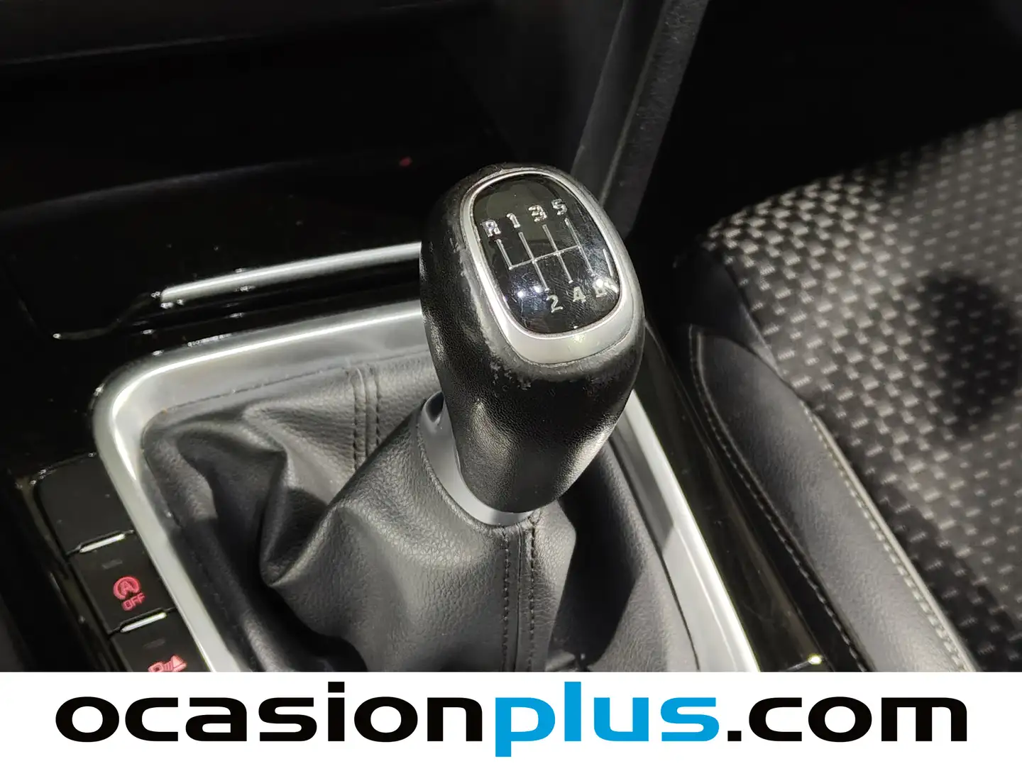 Foto KIA Ceed Kia Ceed 1.6 CRDi VGT x-Tech17 (136 CV)