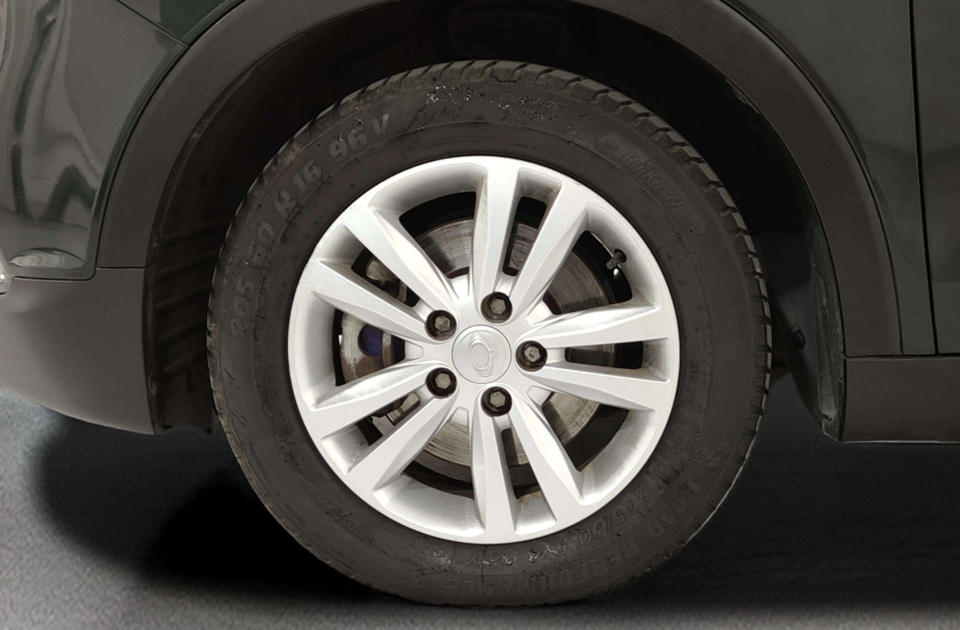 SsangYong Tivoli D16T Premium 4x2 - foto 29