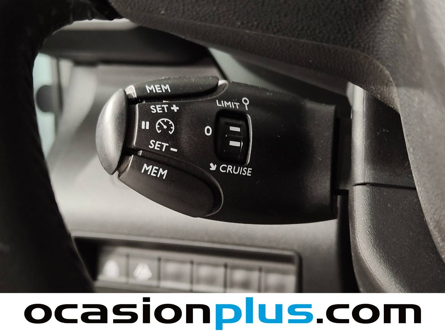 Citroën Berlingo Citroen Berlingo BlueHDi 100 S&S Talla M Shine (102 CV) seminuevo