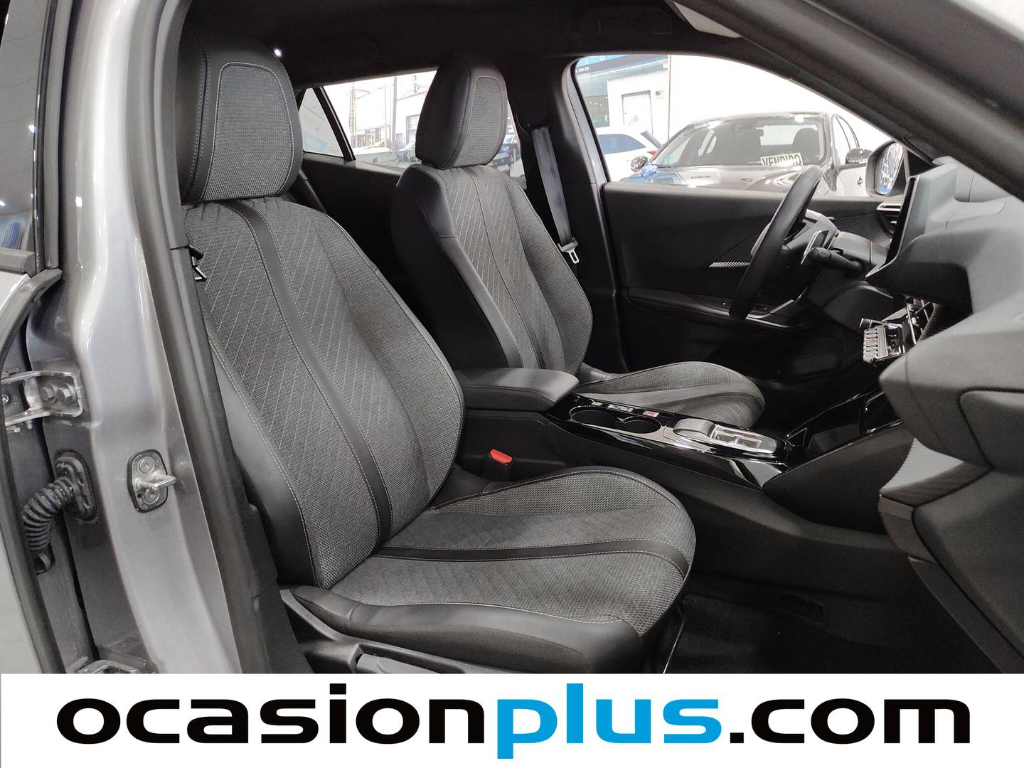 Peugeot 2008 Peugeot 2008 Allure Hybrid eDCS6 (145 CV) híbrido