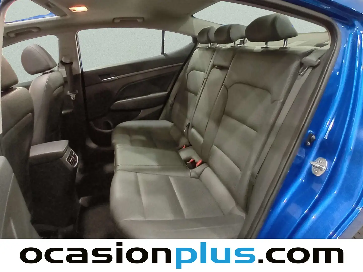 Foto Hyundai Elantra Hyundai Elantra 1.6 CRDi BlueDrive Style DCT (136 CV)