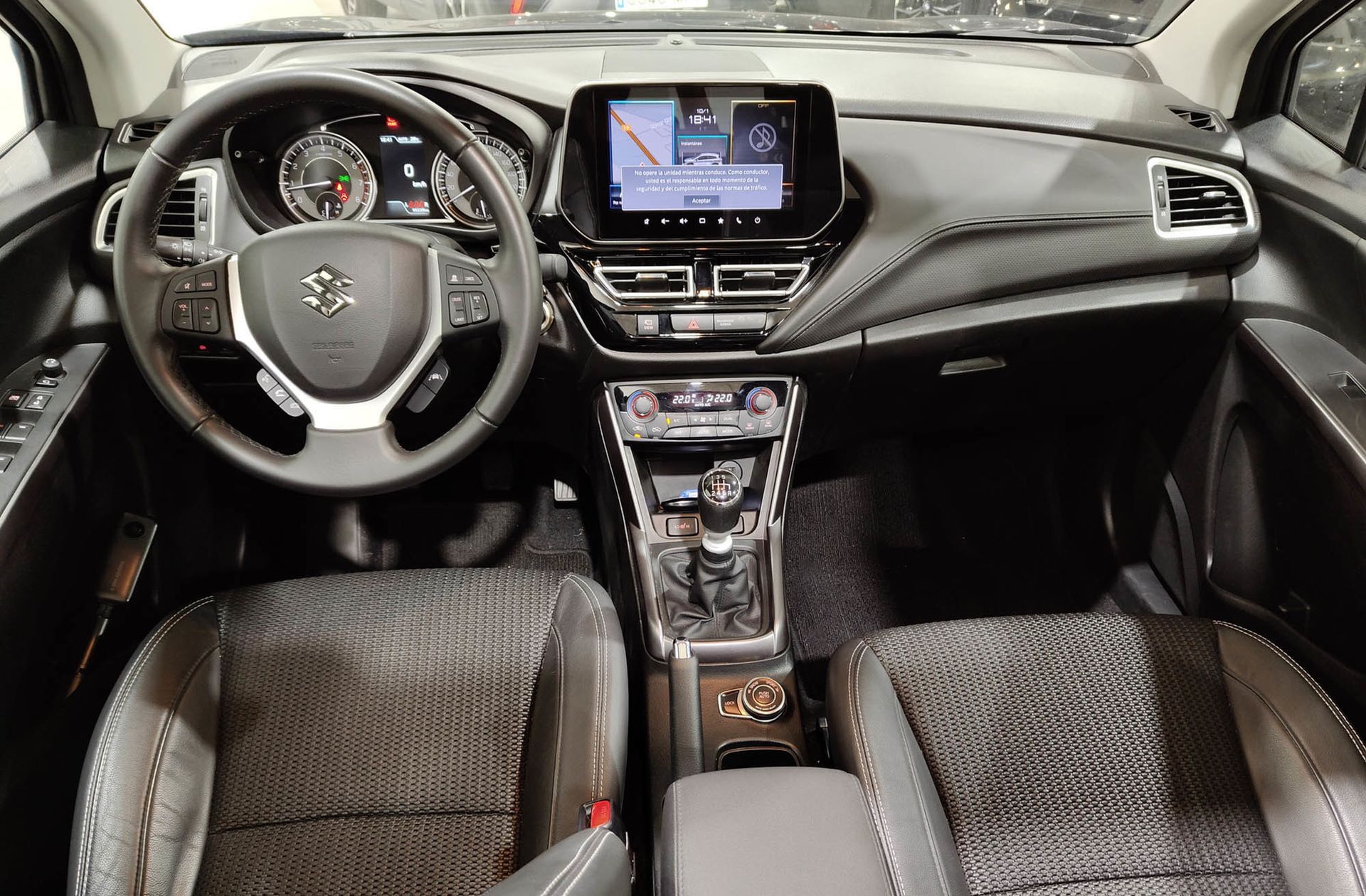 Suzuki S-Cross 1.4T Mild Hybrid S3 4WD 4x4 - foto 7