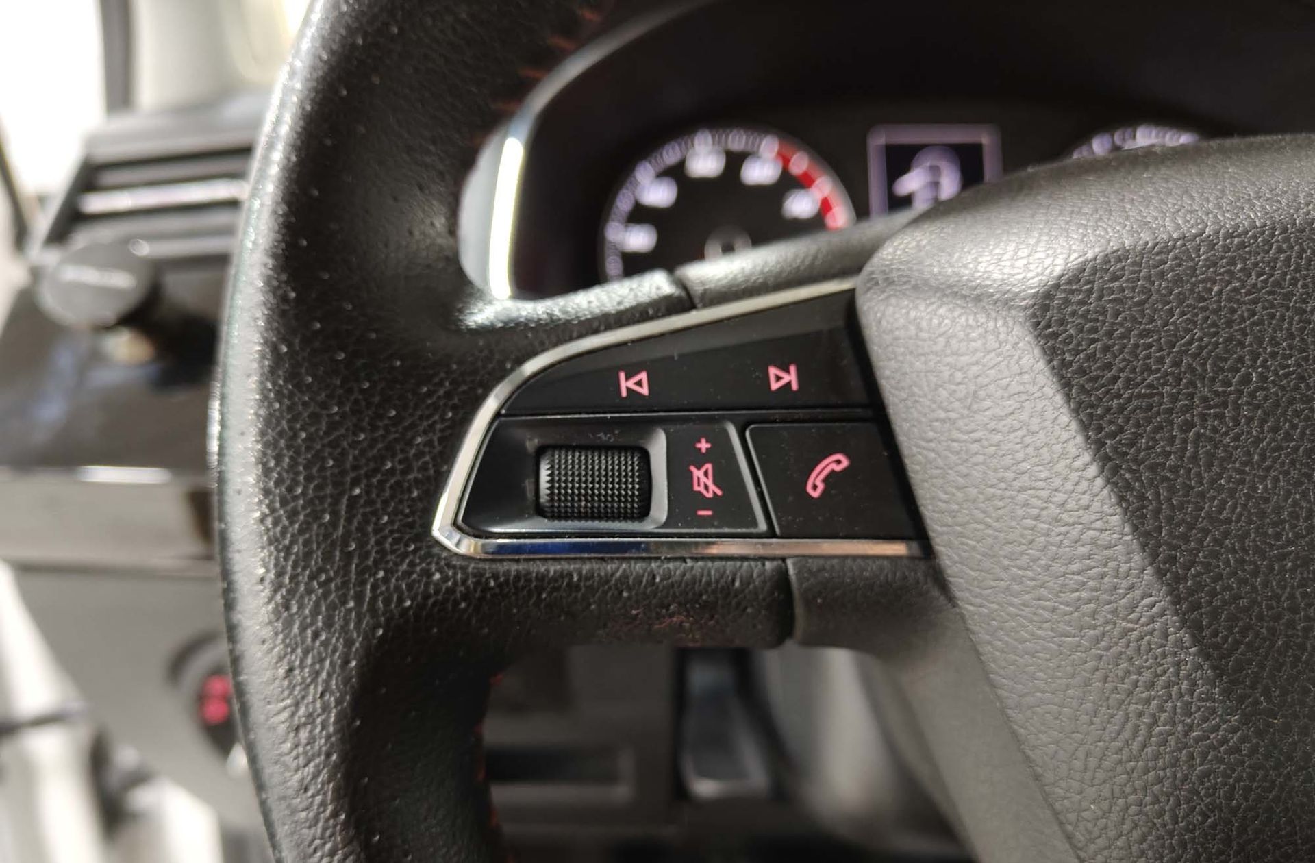 SEAT Ibiza 1.0 Ecotsi FR - foto 24