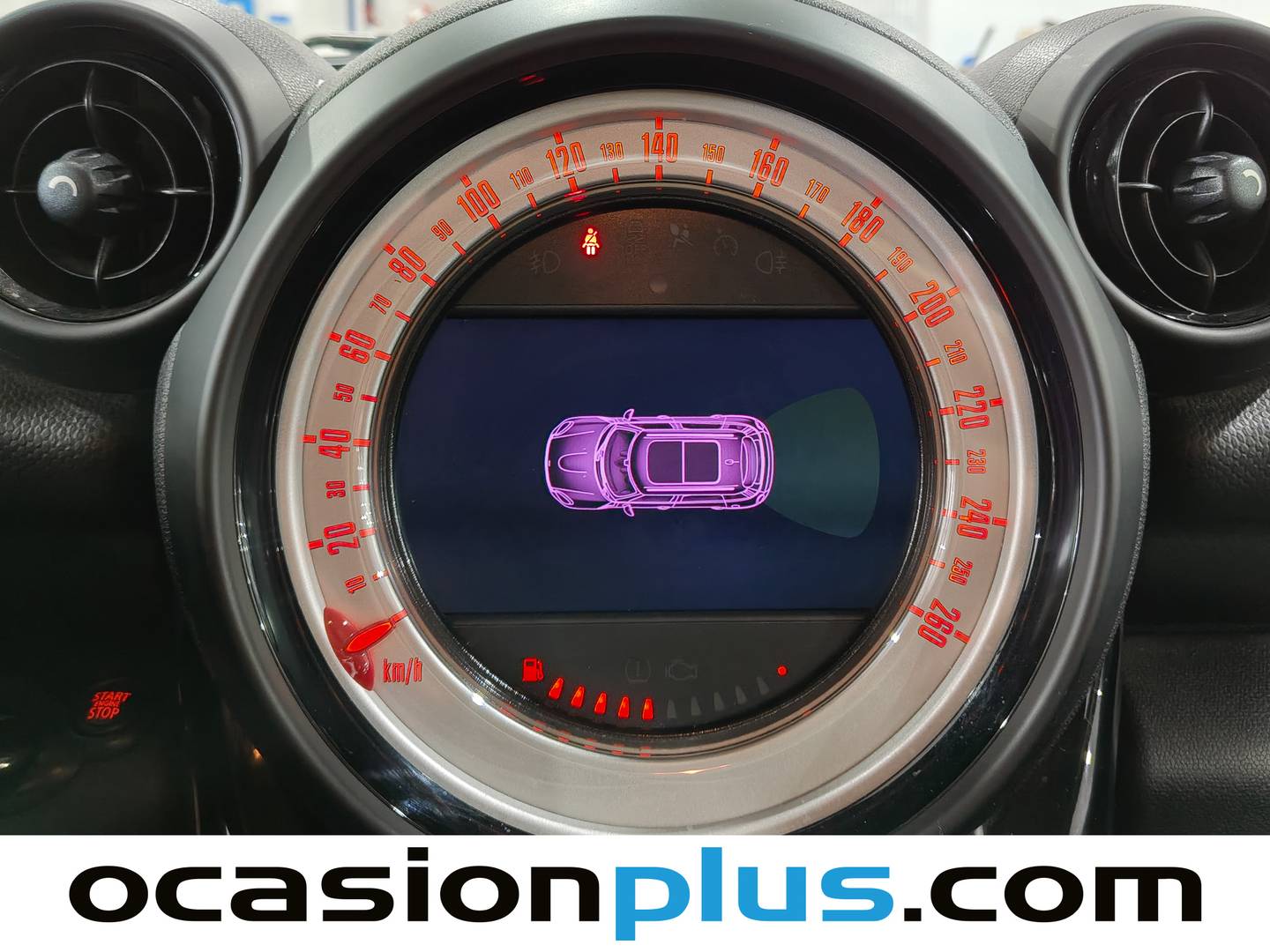 Equipamiento del Mini Countryman Mini MINI Countryman Cooper D (111 CV)