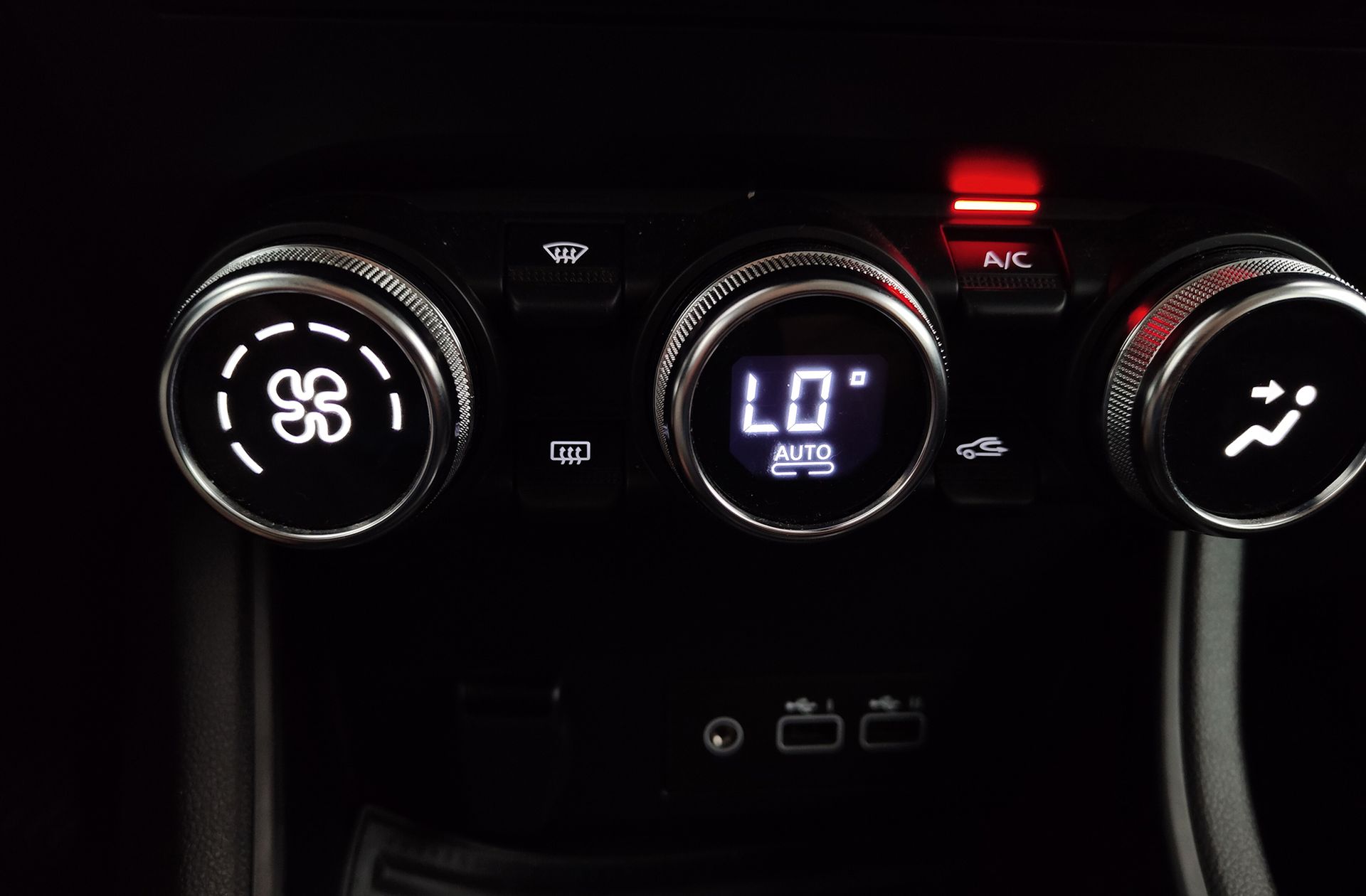 Renault Captur Techno TCe - foto 32