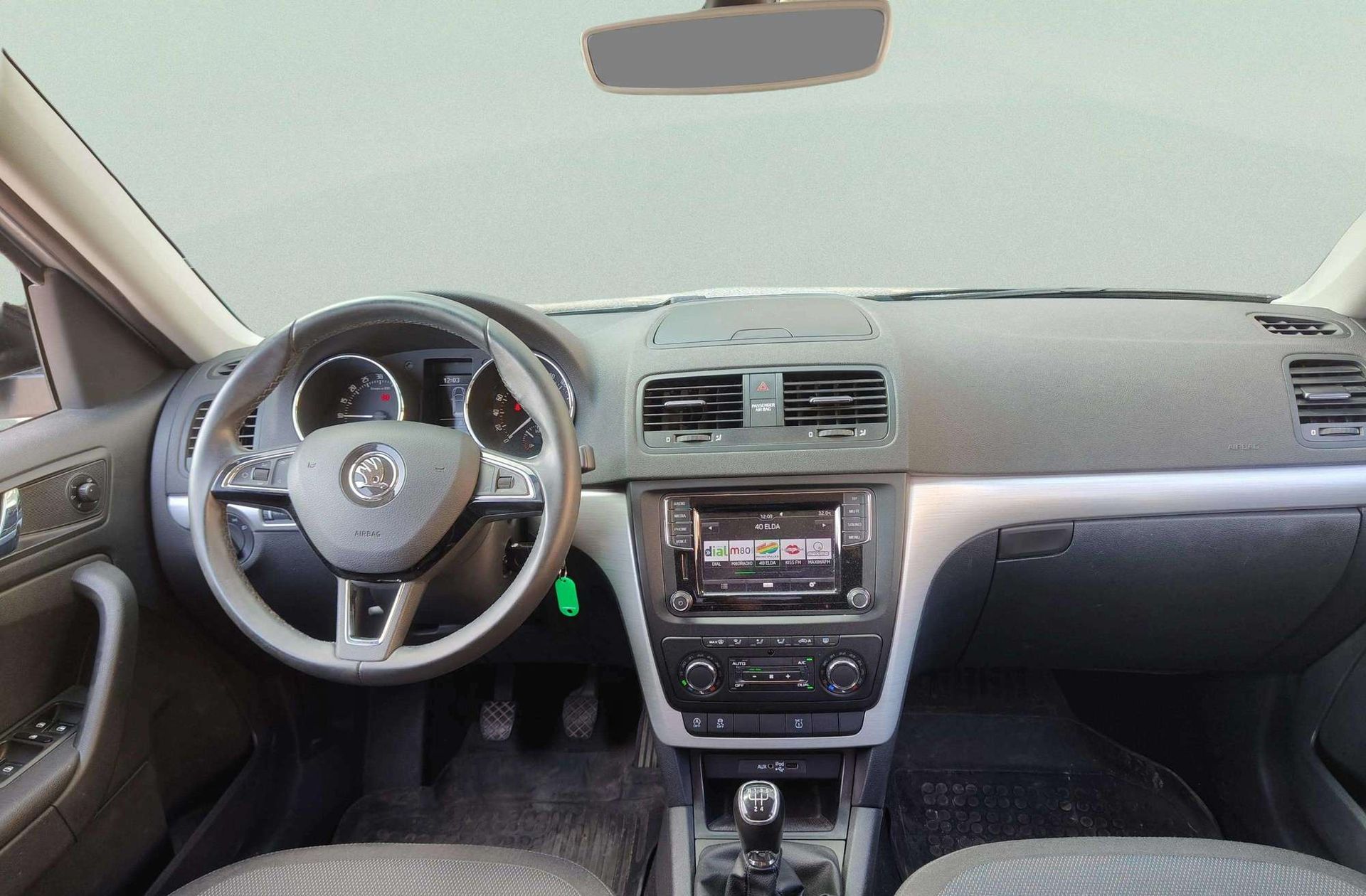 Škoda Yeti 2.0 TDI Outdoor Black - foto 6