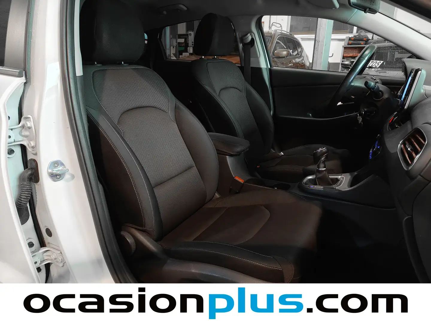 Foto Hyundai i30 Hyundai i30 1.0 TGDI Link Fastback (120 CV)