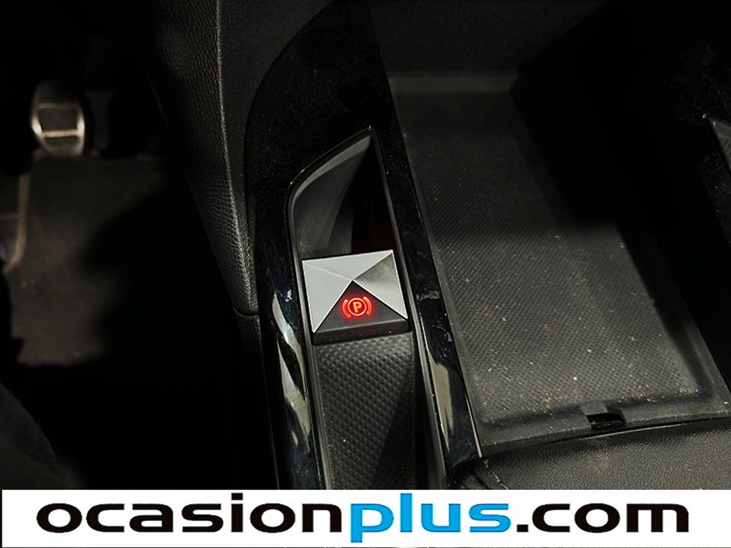 Foto DS DS 3 Crossback DS DS3 Crossback Performance Line PureTech (100 CV)