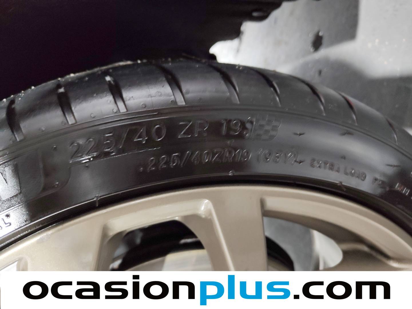 Foto Ford Puma Ford Puma 1.5 EcoBoost ST Gold Edition  (200 CV)