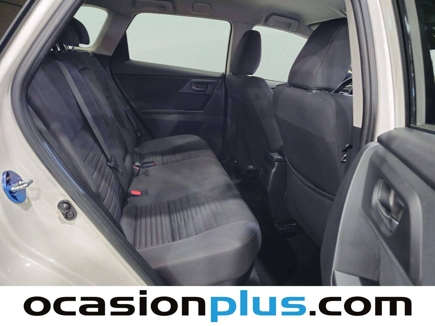 Toyota Auris Toyota Auris 140H Touring Sports Active (136 CV) al mejor precio