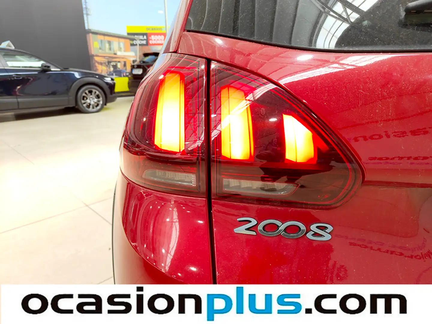 Foto Peugeot 2008 Peugeot 2008 BlueHDi 120 S&S Allure (120 CV)