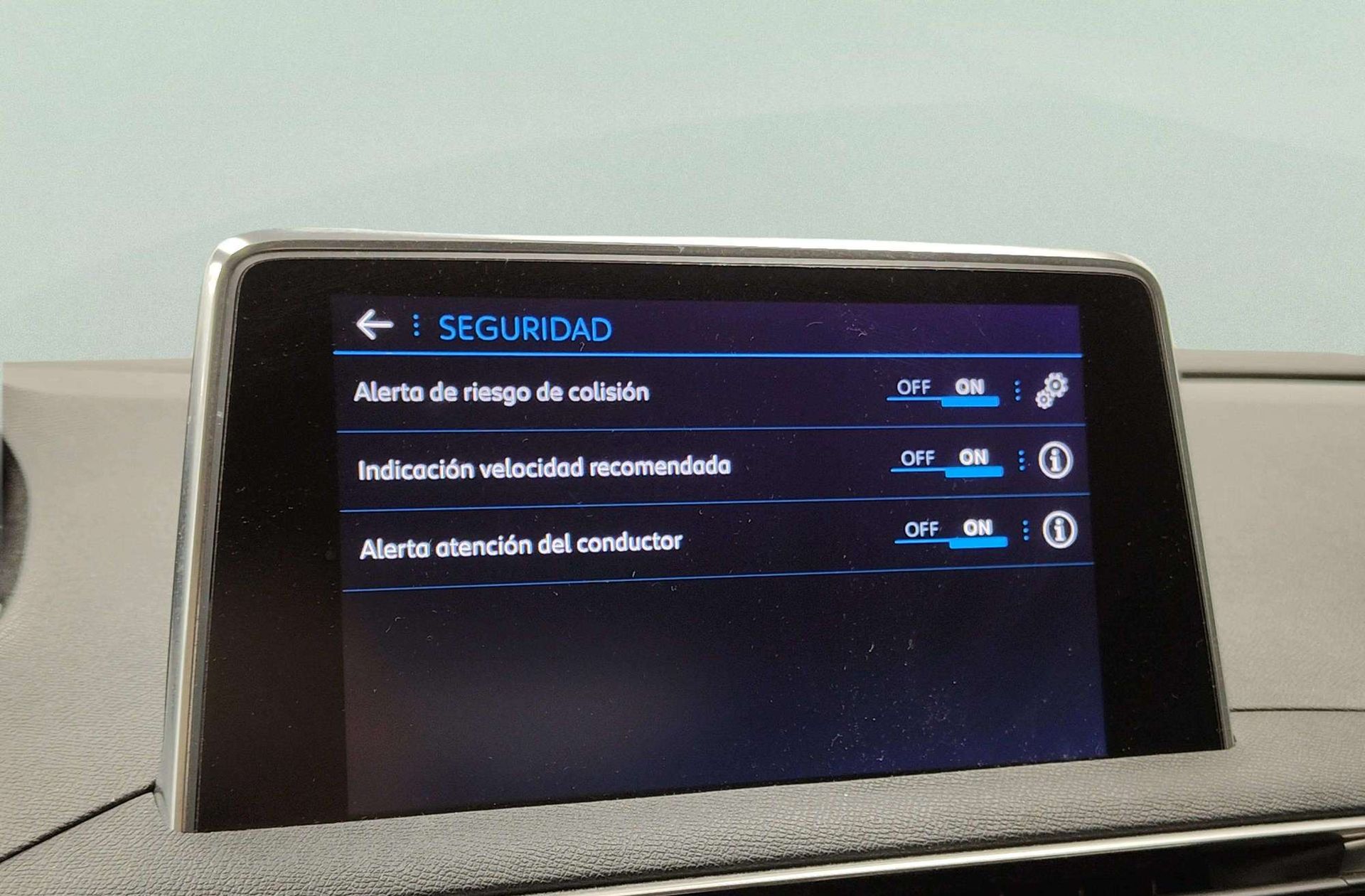 Peugeot 3008 PureTech 130 Allure EAT6 - foto 16