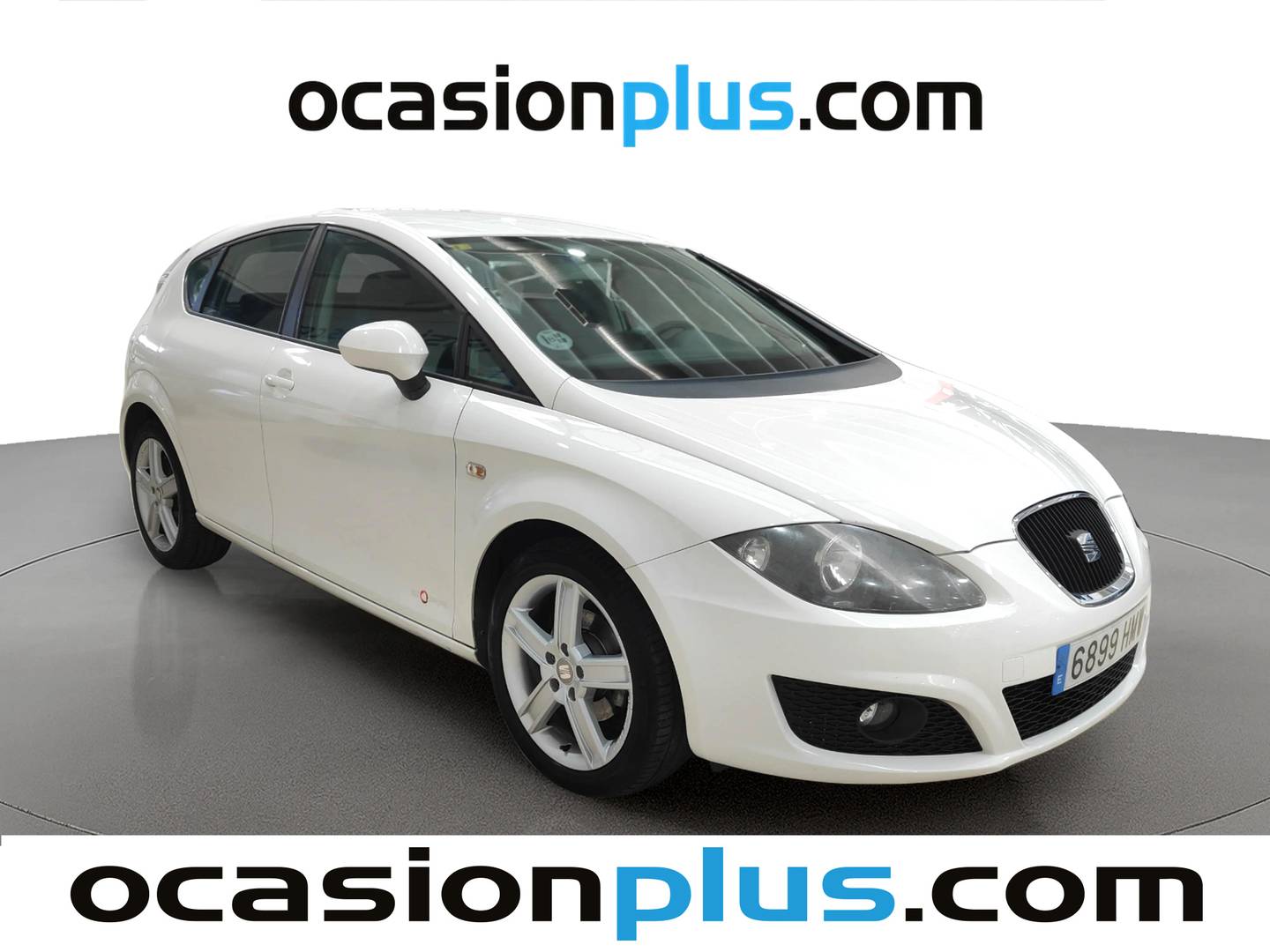 Foto delantera Seat León Seat León 1.6 TDI Reference Copa (105 CV) derecha