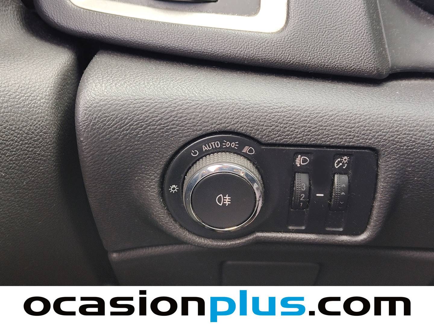 Equipamiento del Opel Astra Opel Astra 1.3 ecoFlex S/S Enjoy (95 CV)