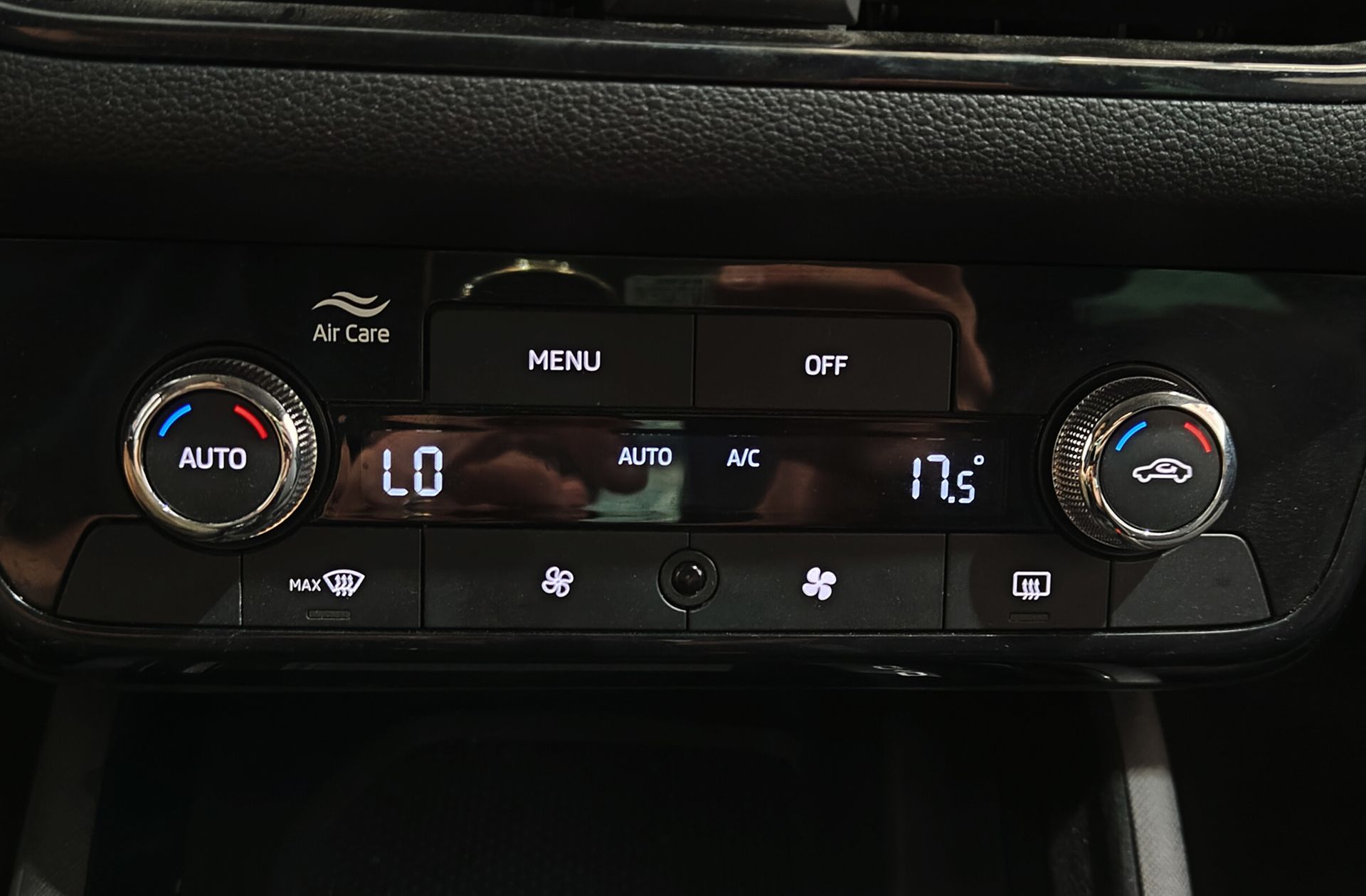 Škoda Scala 1.0 TSI Selection - foto 30