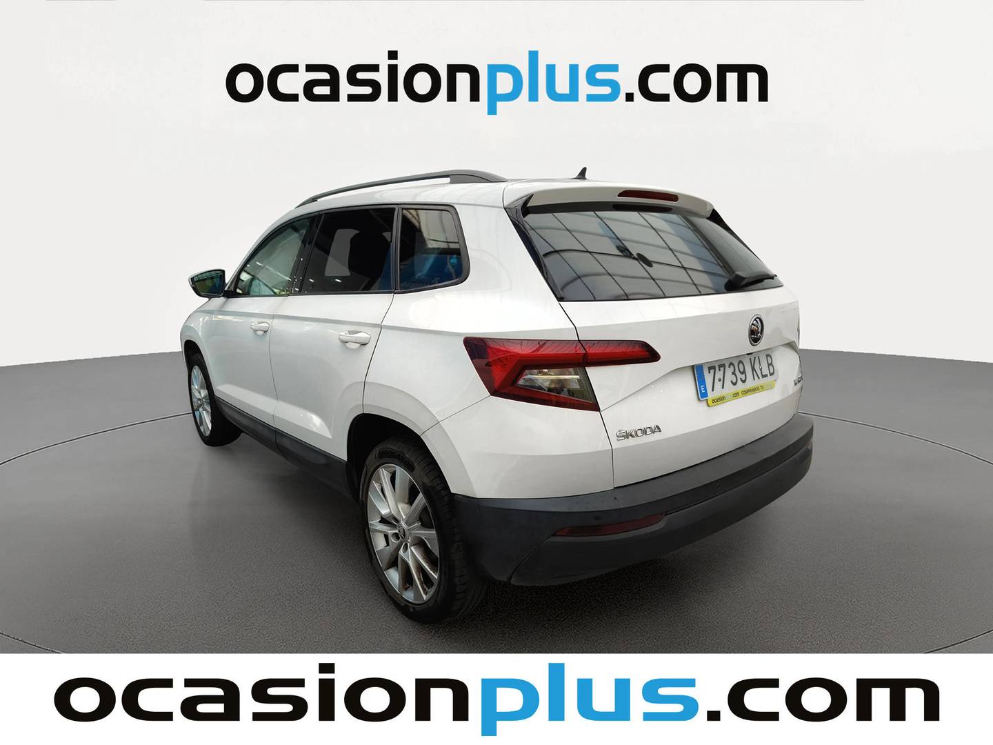 Foto trasera Skoda Karoq Skoda Karoq 1.0 TSI Ambition (115 CV) izquierda