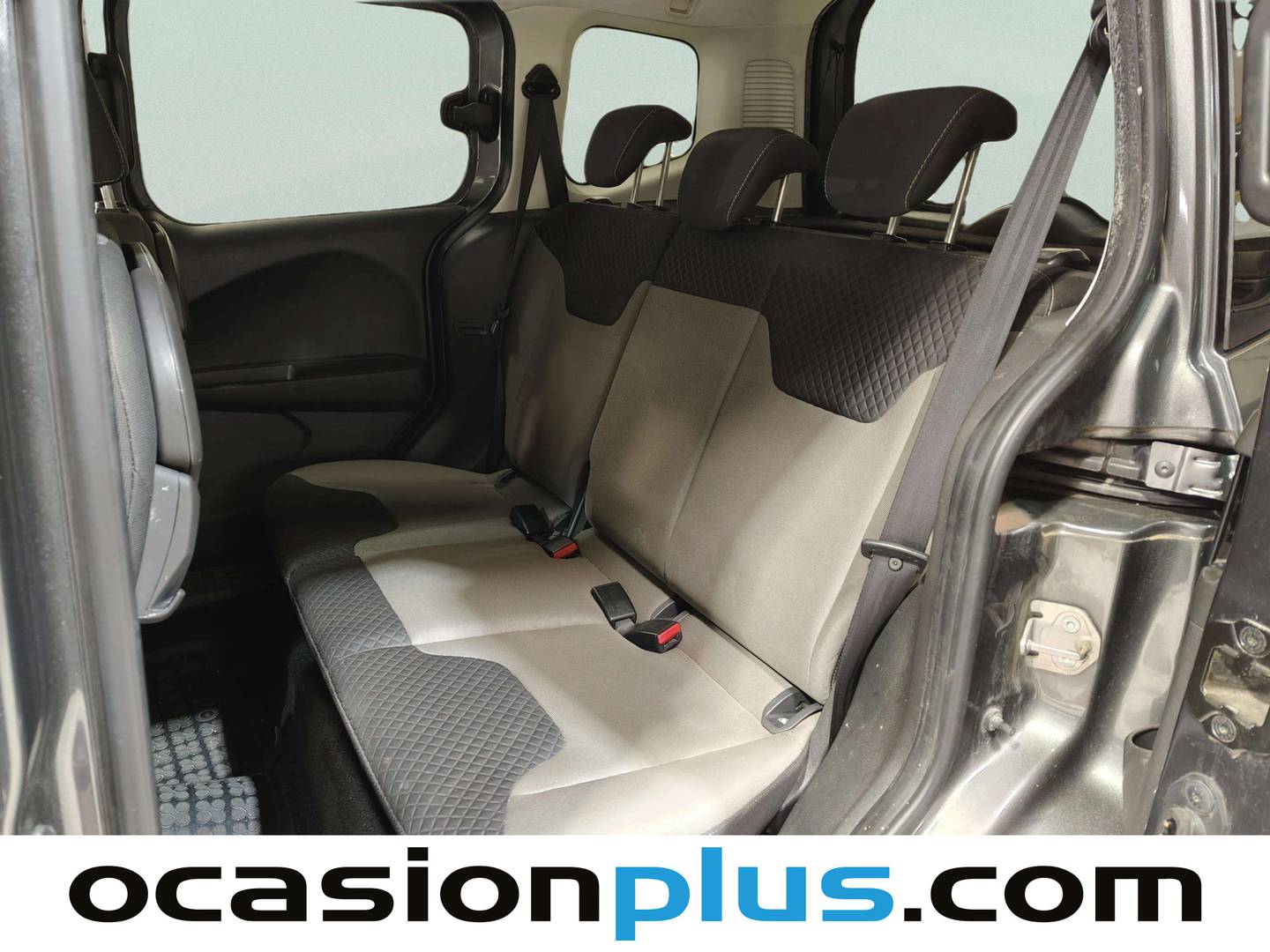 Foto Ford Tourneo Courier Ford Tourneo Courier 1.5 TDCi Titanium  (95 CV)