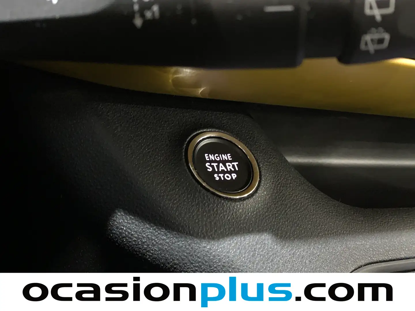 Foto Jeep Avenger Jeep Avenger 1.2 G Summit (100 CV)