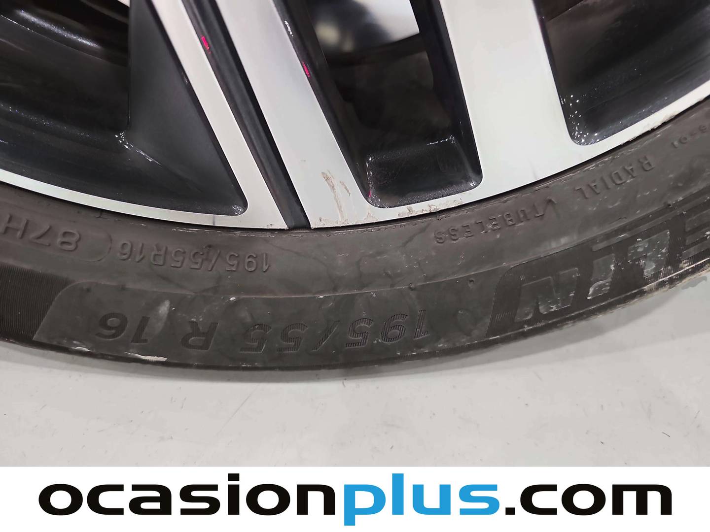 Foto Peugeot 208 Peugeot 208 BlueHDi 100 Allure (100 CV)