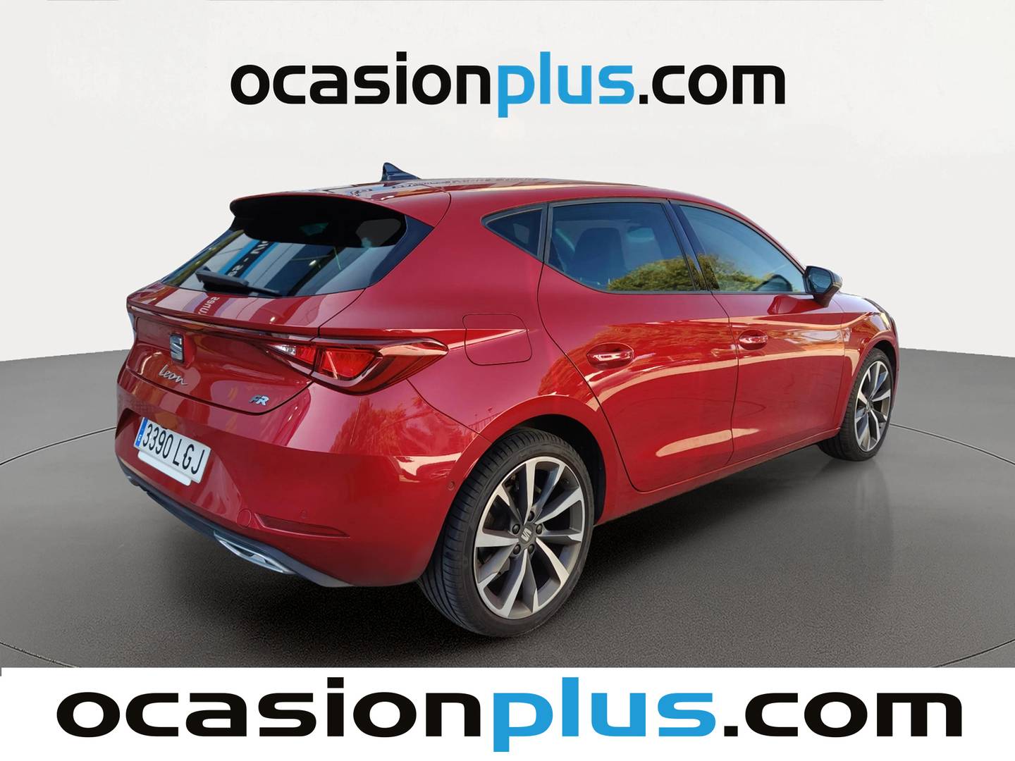 Foto trasera Seat León Seat León 1.5 eTSI S&S FR Launch Pack L DSG (150 CV) derecha