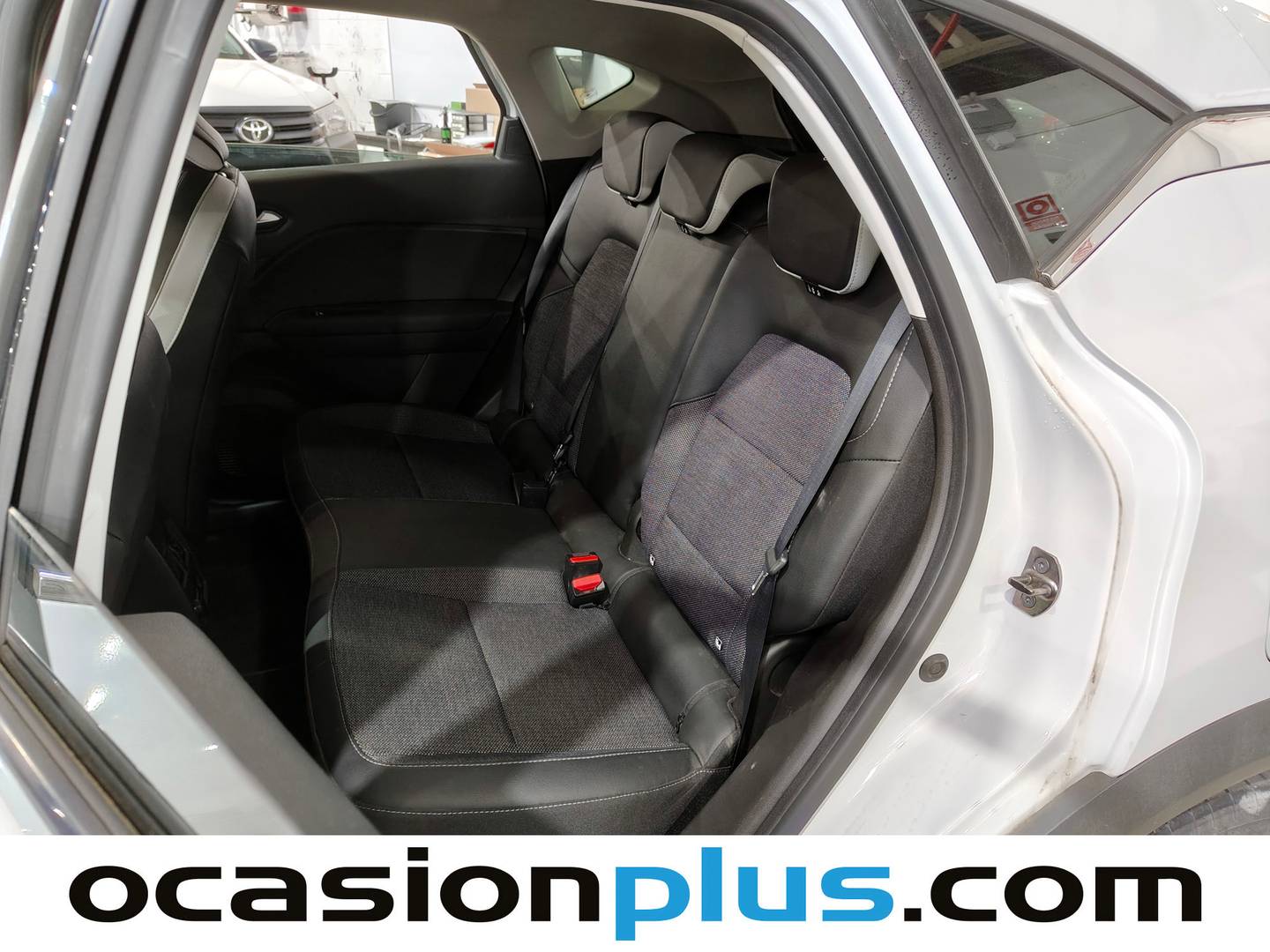 Foto asientos traseros Mitsubishi ASX Mitsubishi ASX 160 PHEV Kaiteki (159 CV)