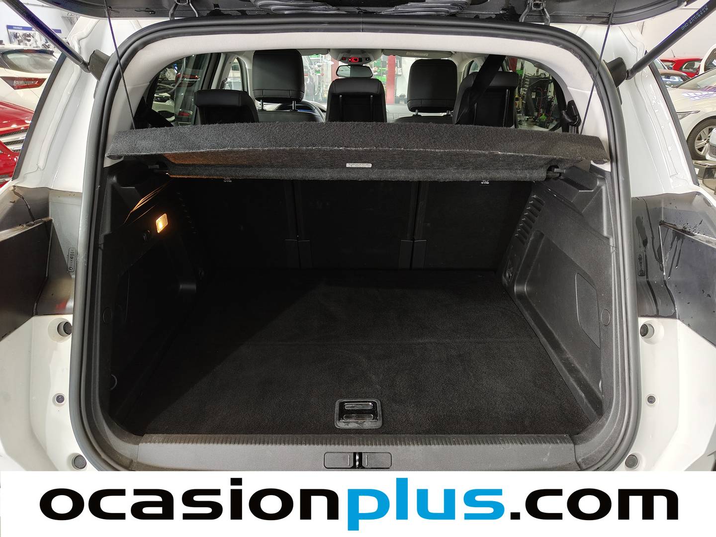 Foto Citroën C5 Aircross Hybrid Citroen C5 Aircross Hybrid 225 Shine Pack e-EAT8 (225 CV)