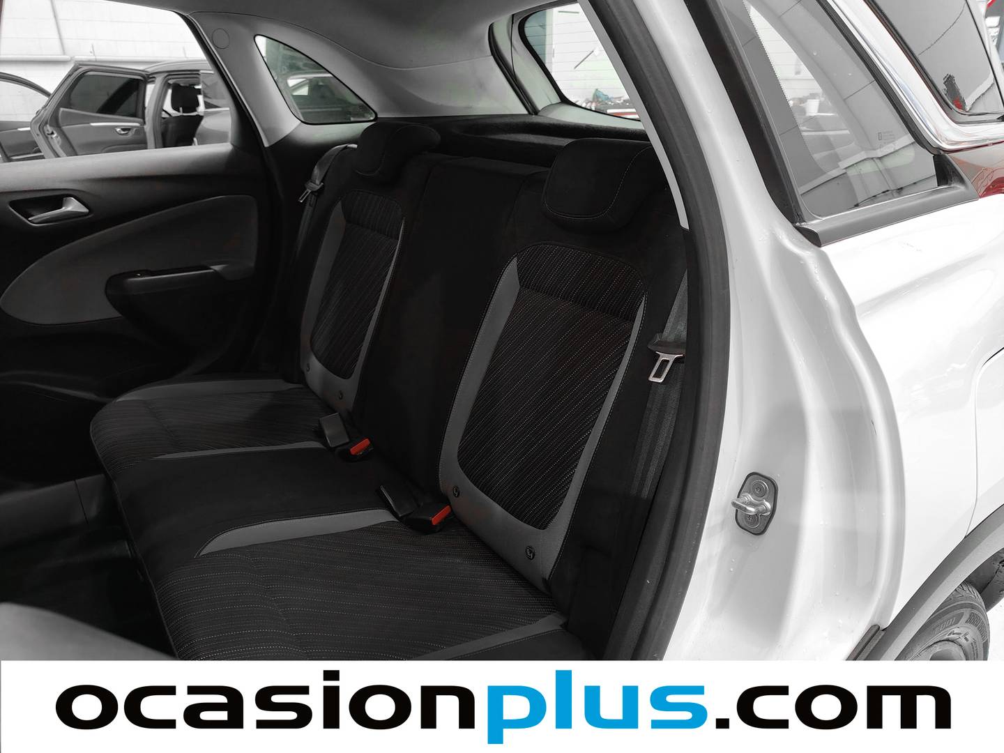 Opel Crossland X Opel Crossland X 1.2 S&S Design Line 120 Aniversario (110 CV) de segunda mano