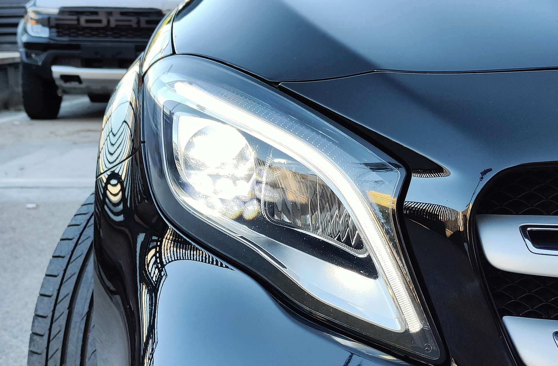 Mercedes-Benz GLA 200 - foto 13
