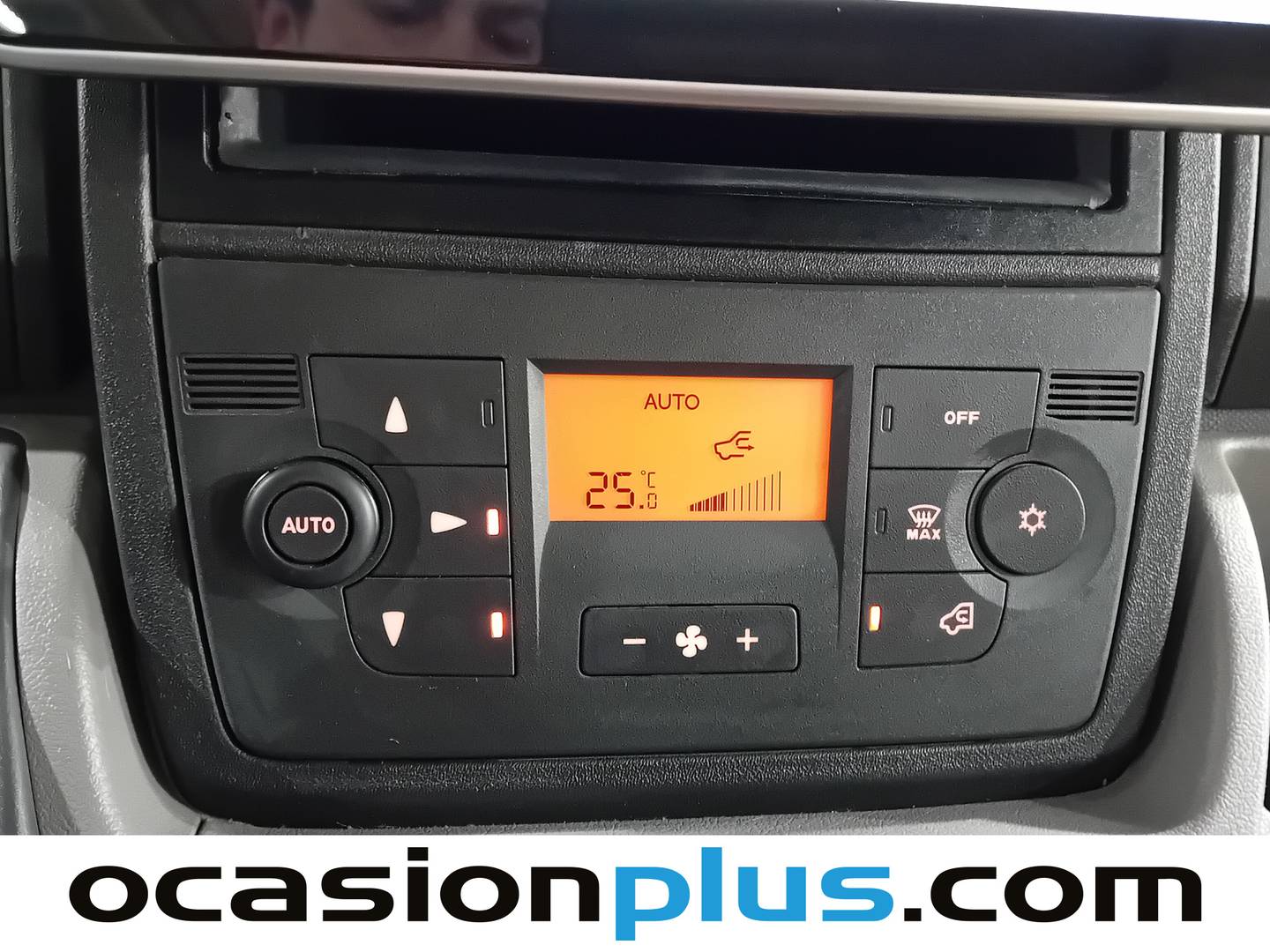 Foto Tec I-TEC Tec I-TEC I670 (158 CV) 4 Plazas