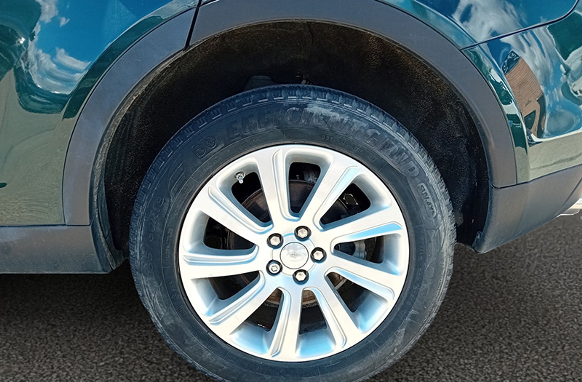 Land Rover Discovery Sport 2.0L TD4 HSE 4x4 - foto 44
