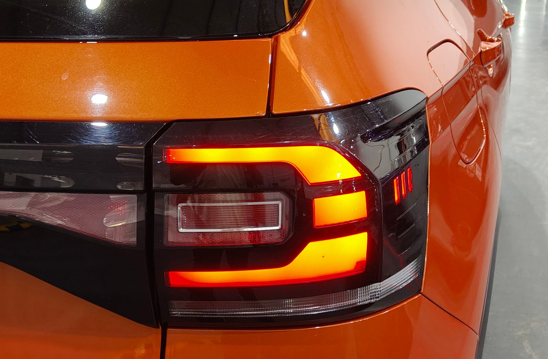 Volkswagen T-Cross Sport 1.5 TSI DSG - foto 15