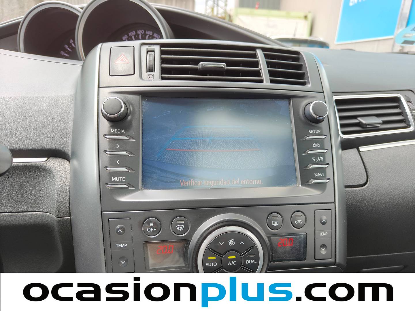 Equipamiento del Toyota Verso Toyota Verso 130 Advance (132 CV)
