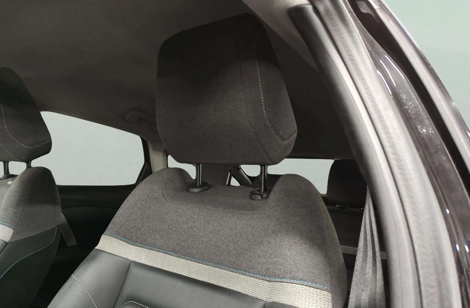 Citroën C4 PureTech 130 Shine - foto 7