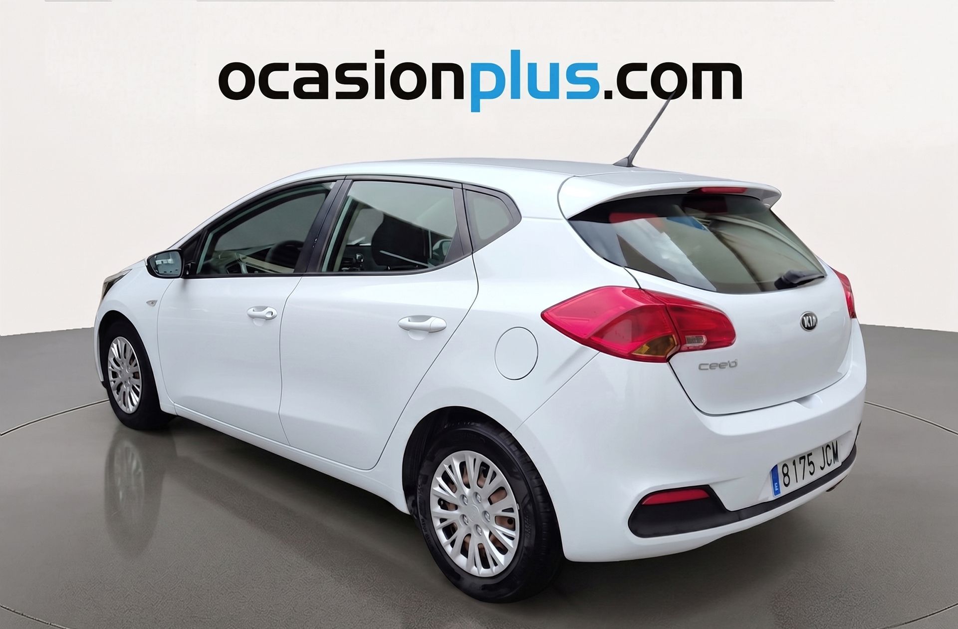 Kia Ceed 1.4 CRDi WGT Concept - foto 3