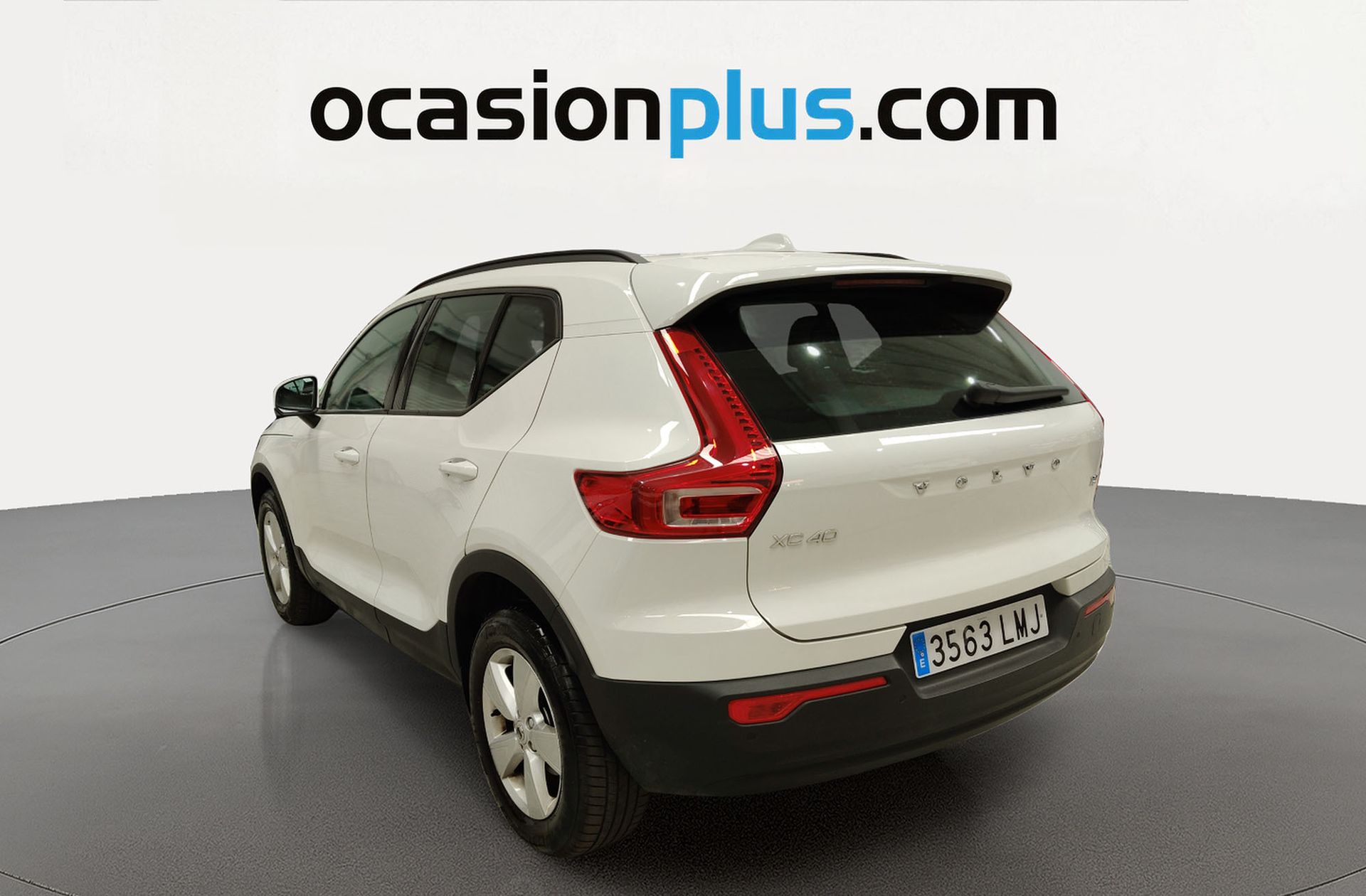 Volvo XC40 T2 Momentum Core - foto 3