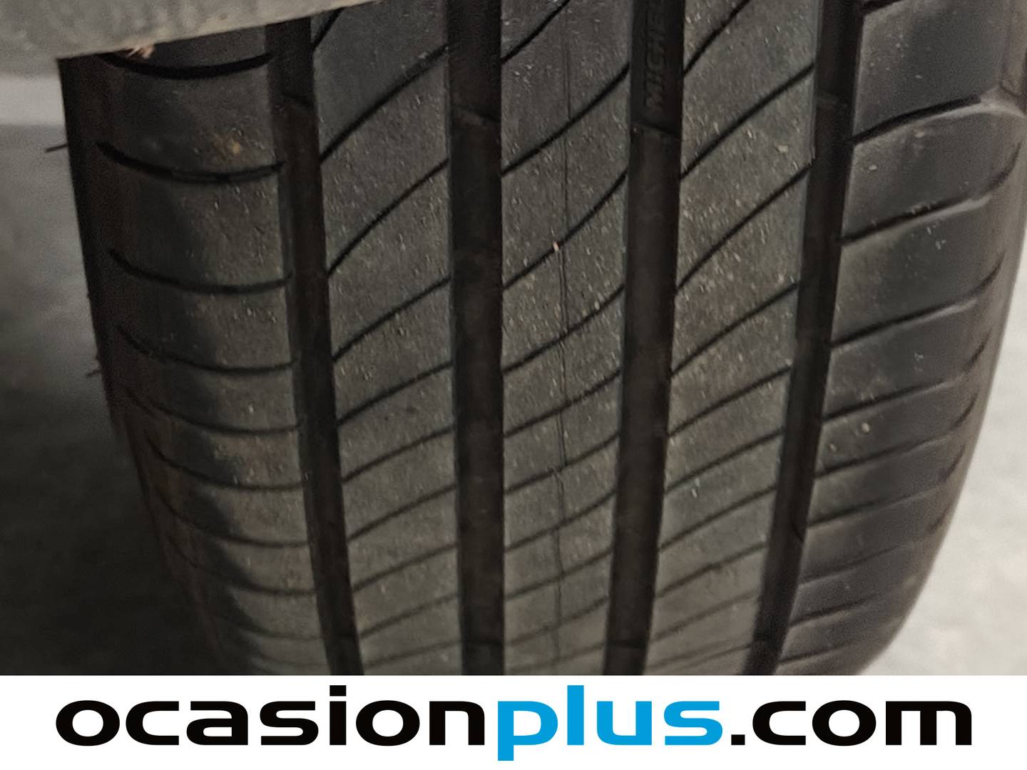 Foto Seat Arona SEAT Arona 1.0 TSI S&S FR XL (115 CV)