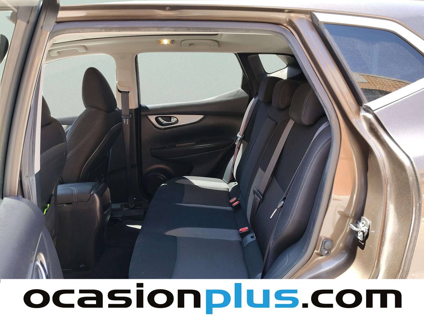 Foto asientos traseros Nissan QASHQAI Nissan Qashqai DIG-T 115 N-Connecta (115 CV)