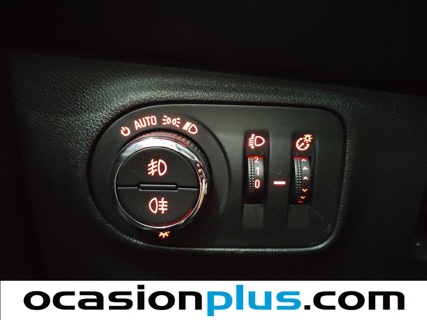 Accesorios del Opel Corsa Opel Corsa 1.4 Selective (90 CV)