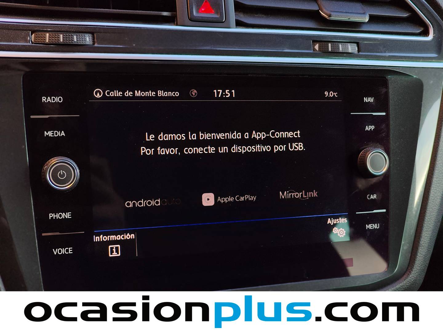 Foto Volkswagen Tiguan Volkswagen Tiguan Sport 2.0 TDI (150 CV) DSG Pack R-Line